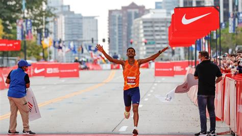 Seifu Tura Wins Men’s Chicago Marathon .
